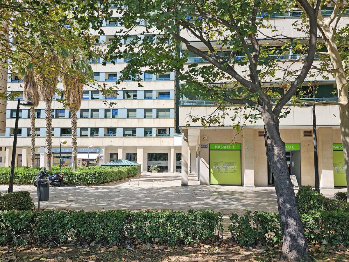 Apartamentos Las Ciencias A Valencia Bagian luar foto