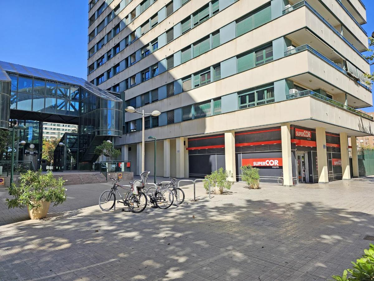 Apartamentos Las Ciencias A Valencia Bagian luar foto