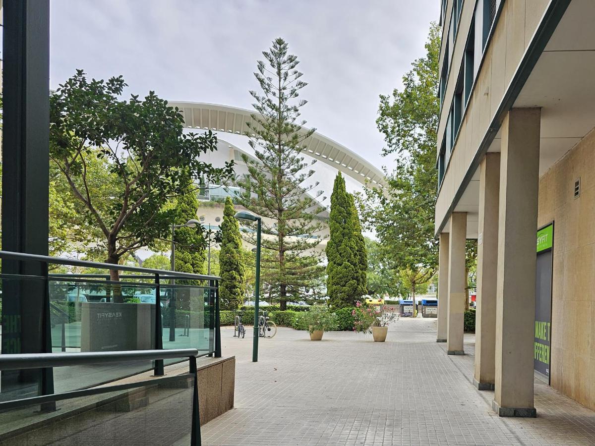 Apartamentos Las Ciencias A Valencia Bagian luar foto